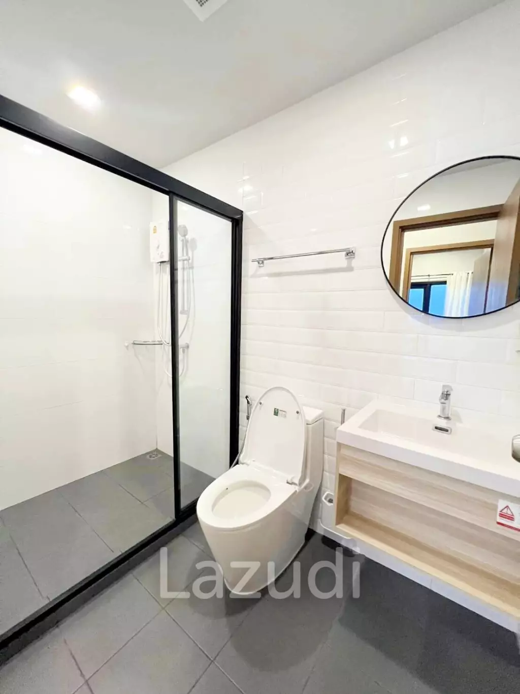 2 Bed 1 Bath 53 SQ.M Metris Pattanakarn-Ekkamai