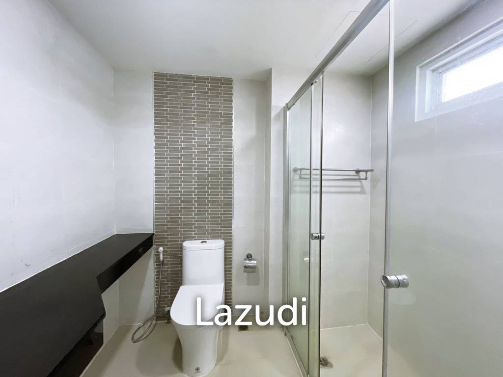 1 Bedrooms 1 Bathroom 60 SQ.M Grand View