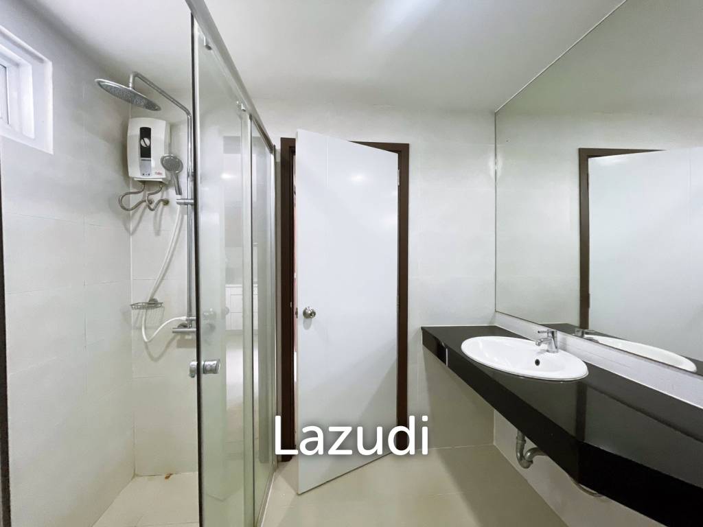 1 Bedrooms 1 Bathroom 60 SQ.M Grand View