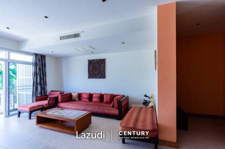 BLUE LAGOON : 2 Bed condo with Pool View