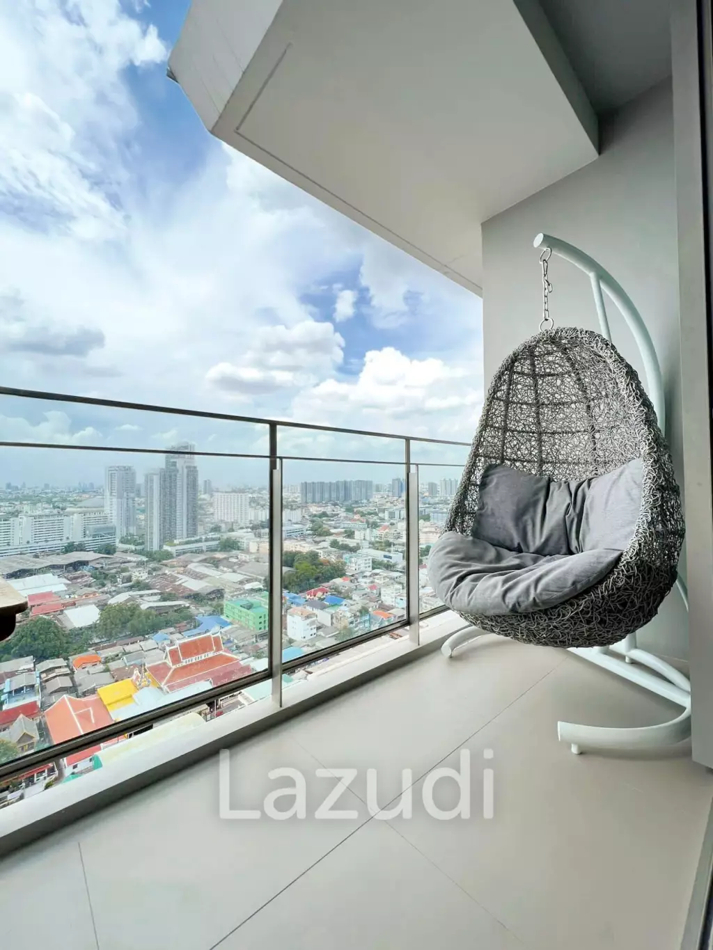 2 Bed 2 Bath 86 SQ.M at 333 Riverside