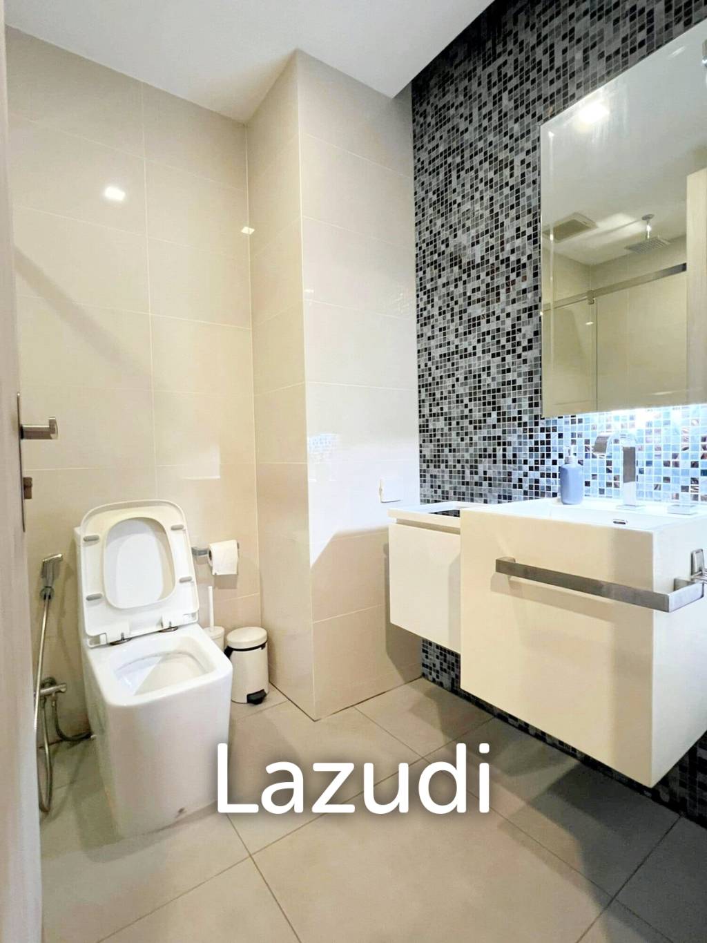 2 Bed 2 Bath 86 SQ.M at 333 Riverside