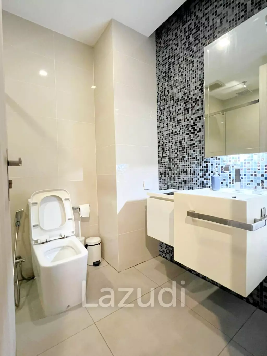 2 Bed 2 Bath 86 SQ.M at 333 Riverside