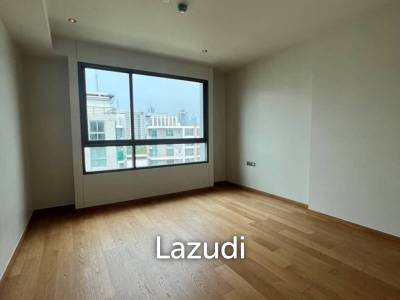Luxury 3-Bedroom Condo in Supreme Legend Bangkok