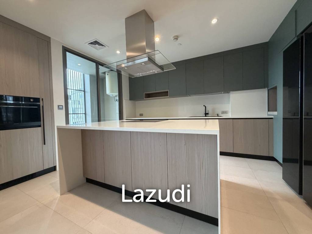 Luxury 3-Bedroom Condo in Supreme Legend Bangkok