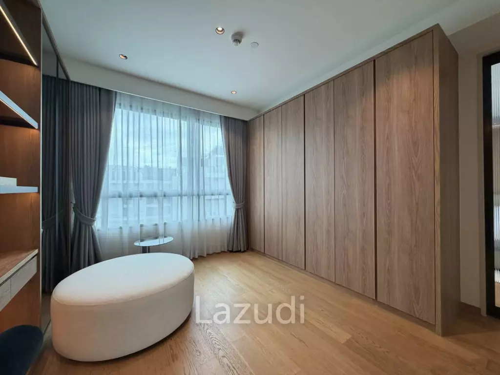 Luxury 3-Bedroom Condo in Supreme Legend Bangkok