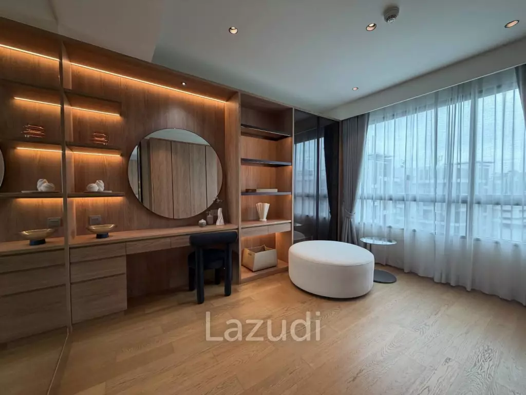 Luxury 3-Bedroom Condo in Supreme Legend Bangkok