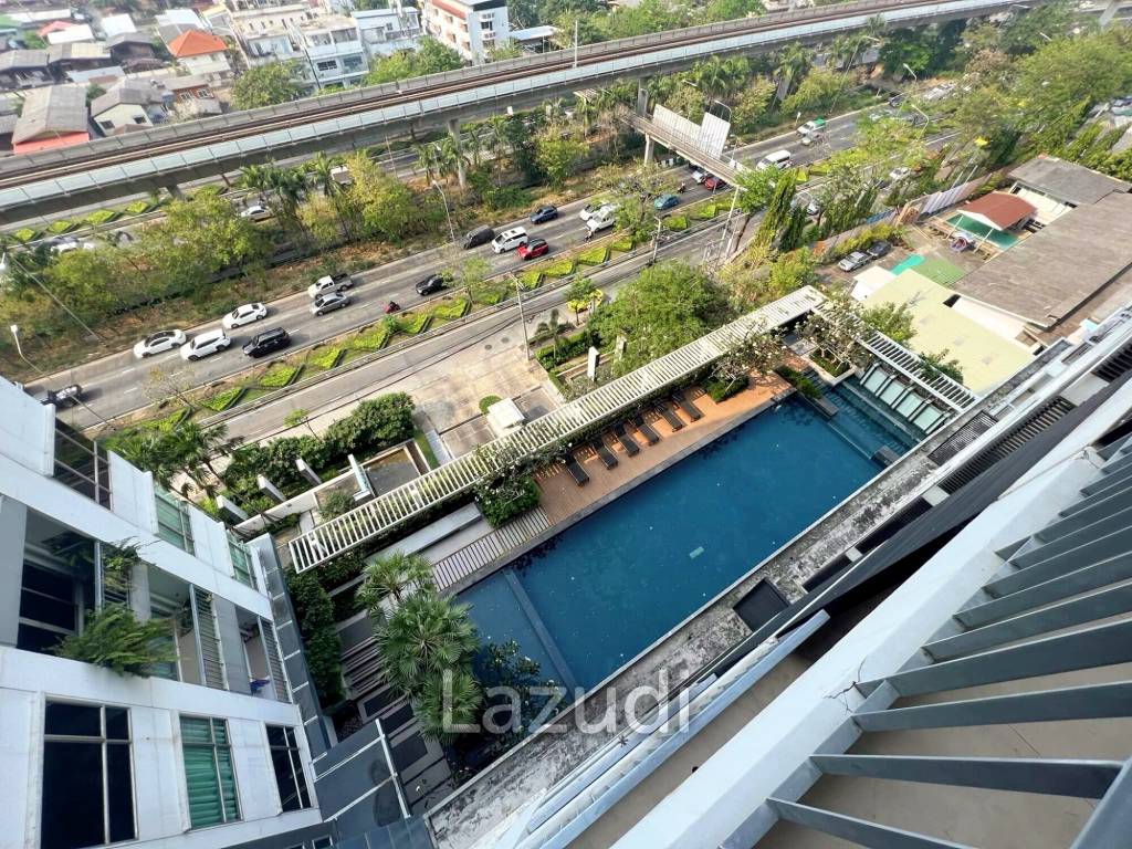 2 Bed 2 Bath 68 SQ.M The Room Sathorn-Taksin