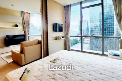 1 Bed 1 Bath 51 SQ.M The Room Sukhumvit 21