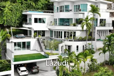 8 beds Seaview Pool Villa in the Bangtao for Sale