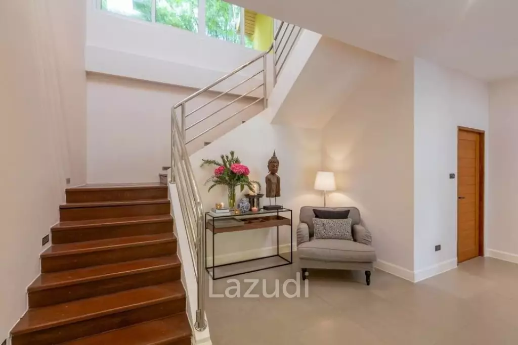 4 Beds  Pool villa for Sale in Rawai