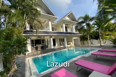 4 Beds  Pool villa for Sale in Rawai