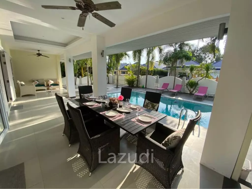 4 Beds  Pool villa for Sale in Rawai