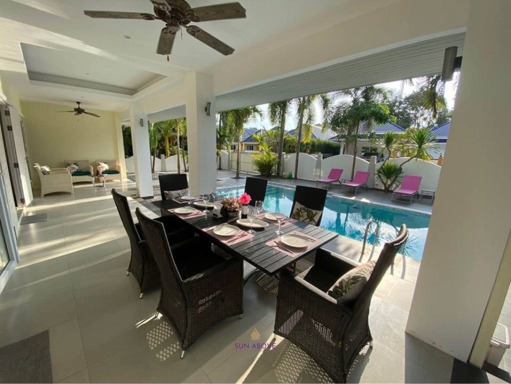 4 Beds  Pool villa for Sale in Rawai