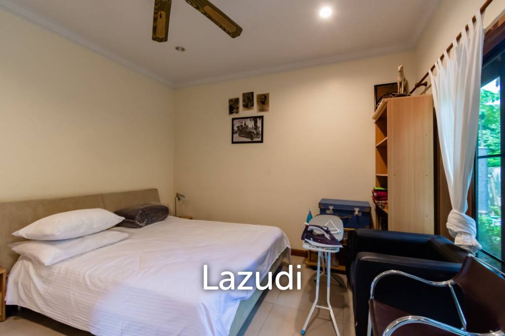 1,100 Sqm 4 Bed 4 Bath Villa For Sale