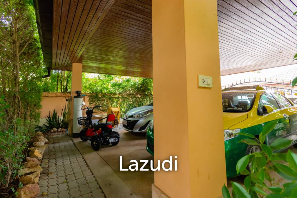 1,100 Sqm 4 Bed 4 Bath Villa For Sale