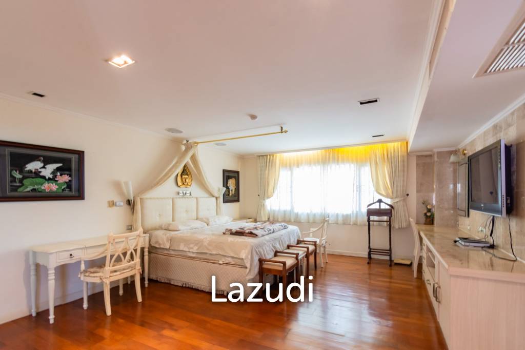 180 Sqm 3 Bed 2 Bath Condominium For Sale