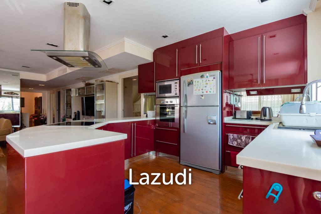 180 Sqm 3 Bed 2 Bath Condominium For Sale