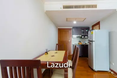 THE BEACH PALACE :  Studio room condo near the beach