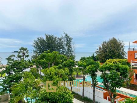 Chelena : A Cozy 2 Bedroom Beach Front Condo