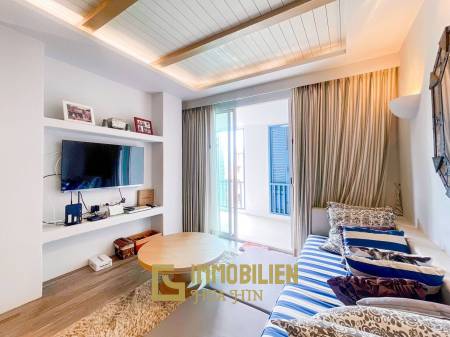 Chelena : A Cozy 2 Bedroom Beach Front Condo