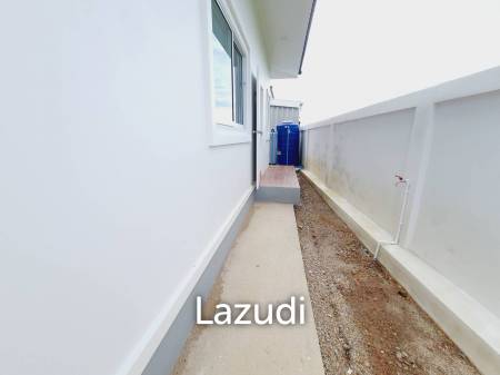 3 Bedrooms Newly built House for Sale