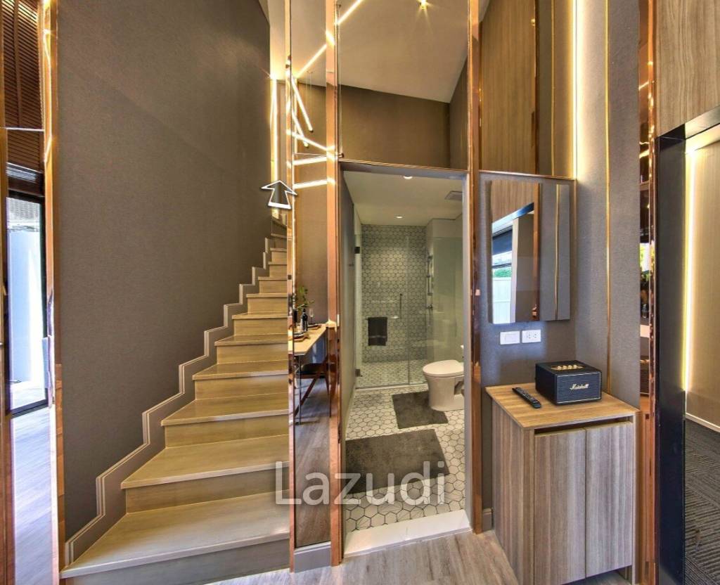 2 Bed 1 Bath 55.02 SQ.M Altitude Unicorn Sathorn-Thapha