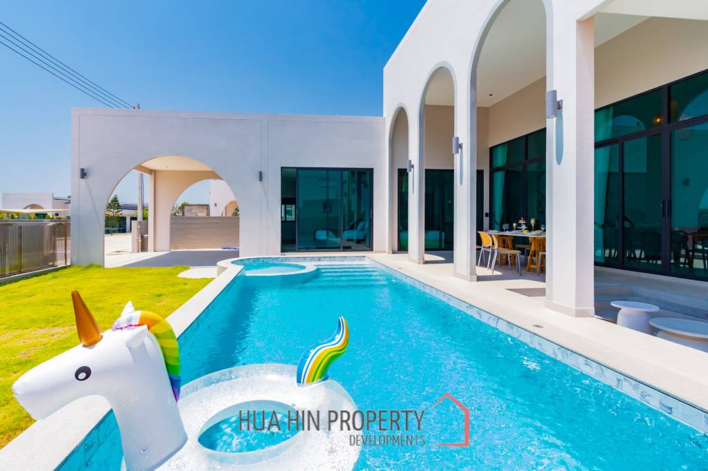 3 Bed 3 Bath 187 SQ.M. Reeva Pool Villas