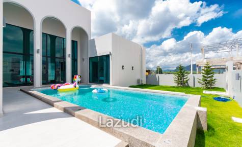 3 Bed 4 Bath 235 SQ.M. Reeva Pool Villas