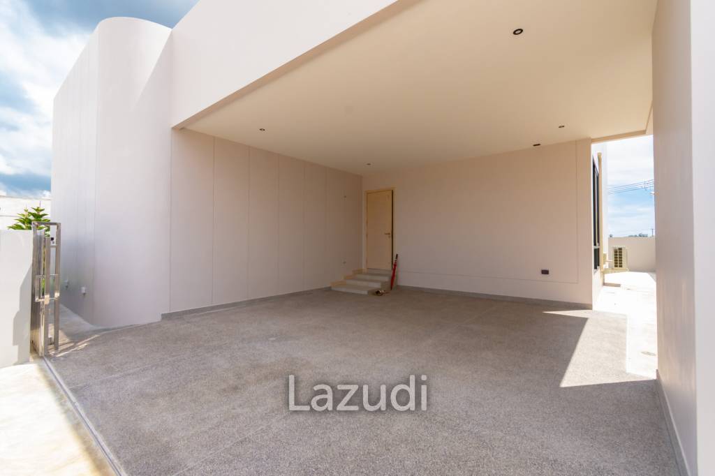 3 Bed 4 Bath 235 SQ.M. Reeva Pool Villas