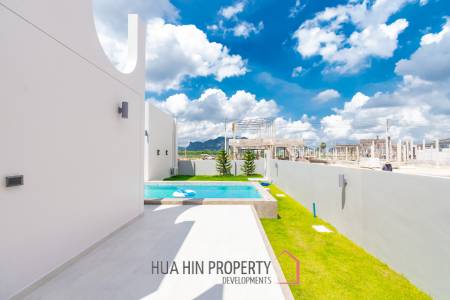 3 Bed 4 Bath 235 SQ.M. Reeva Pool Villas