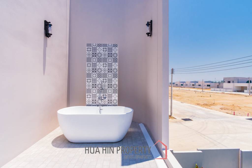 4 Bed 4 Bath 280 SQ.M. Reeva Pool Villas