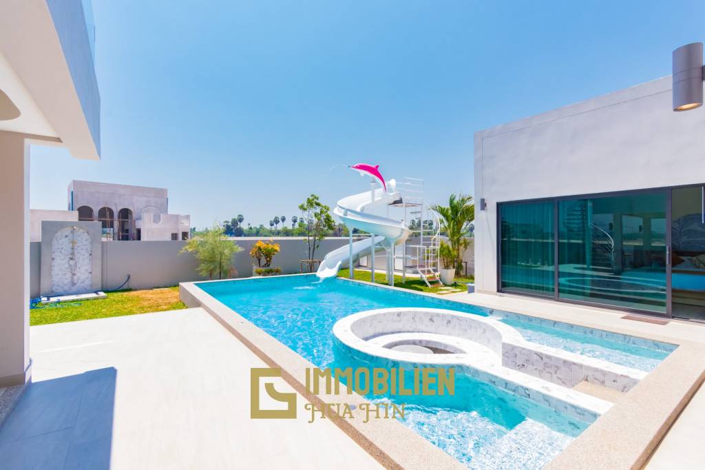 4 Bed 4 Bath 280 SQ.M. Reeva Pool Villas