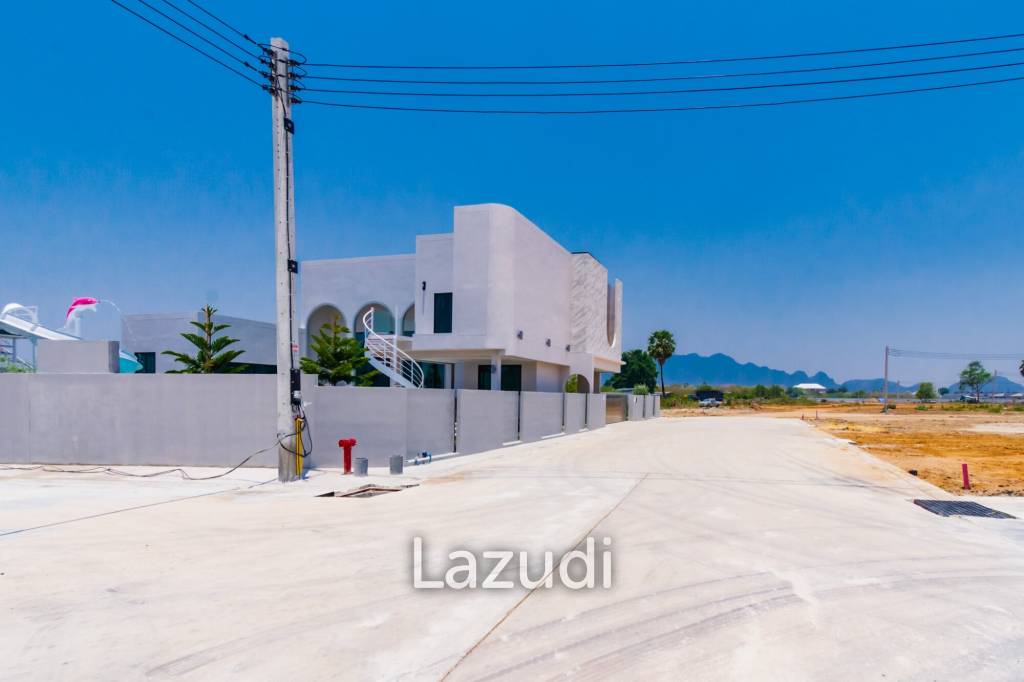 4 Bed 4 Bath 280 SQ.M. Reeva Pool Villas