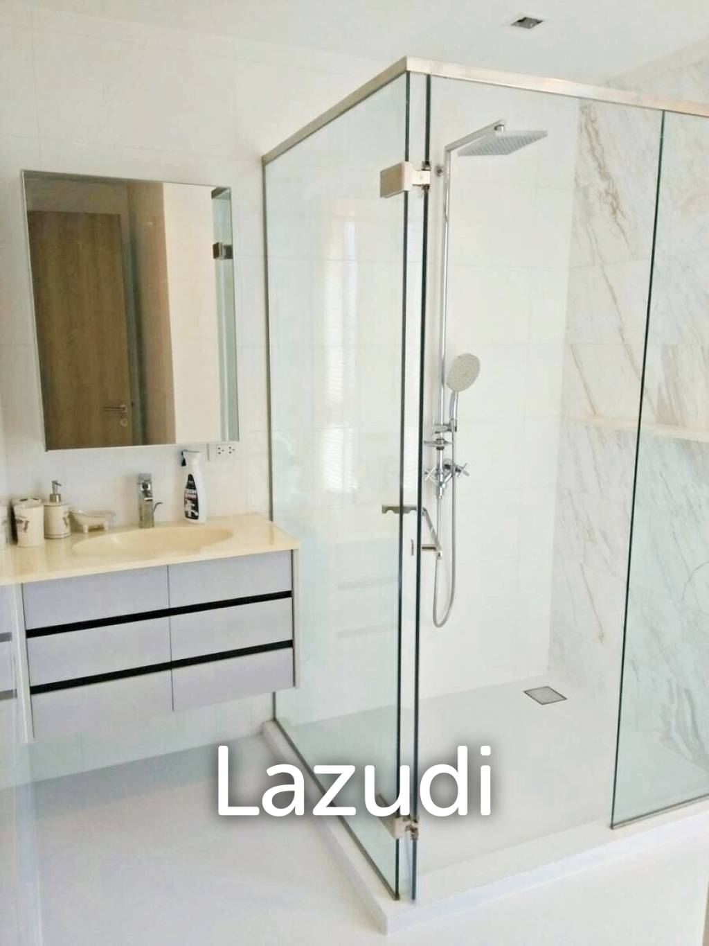2 Bed 2 Bath 100 SQ.M at HQ Thong Lor