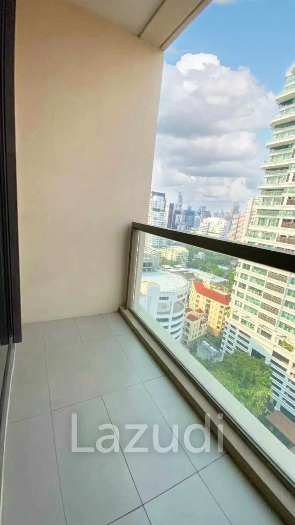 2 Bed 2 Bath 80 SQ.M The XXXIX By Sansiri