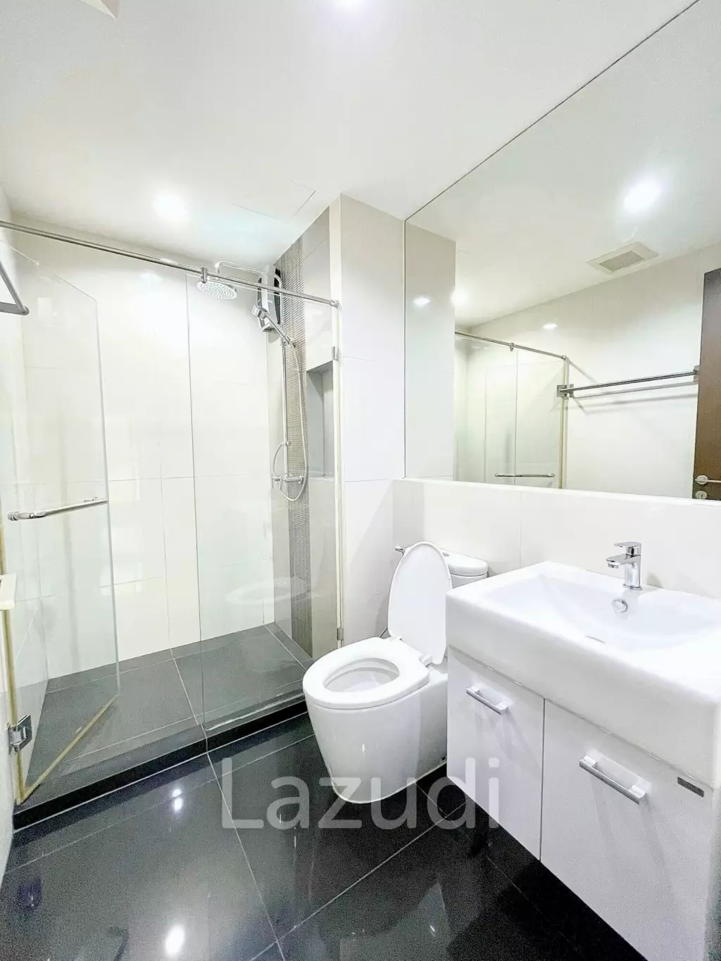 1 Bed 1 Bath 38 SQ.M Rhythm Sathorn - Narathiwas