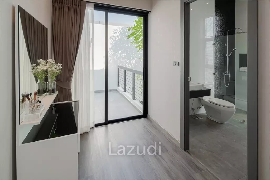4 Bed 4 Bath 357 SQ.M 999@Ban Waen Modern Pool Villas