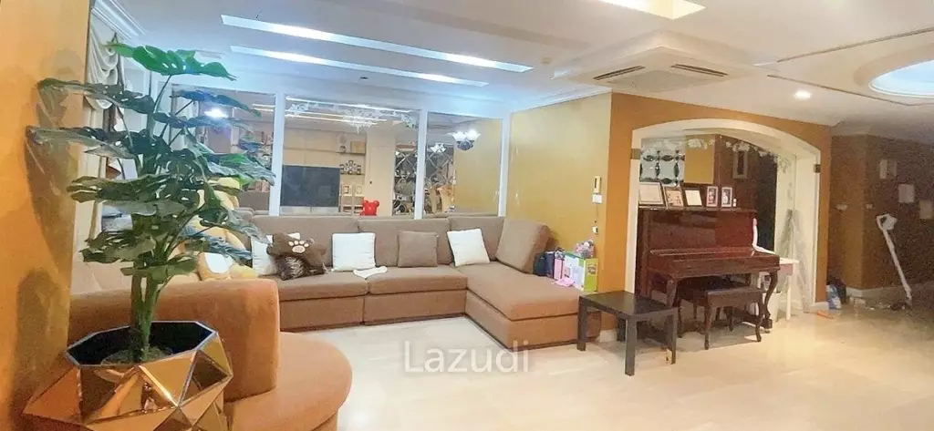 2 Bedroom 3 Bathroom 186 SQ.M Las Colinas