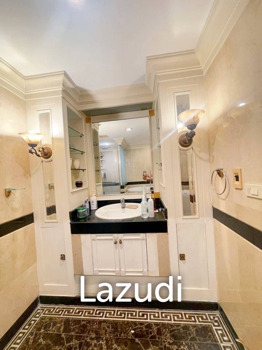 2 Bedroom 3 Bathroom 186 SQ.M Las Colinas