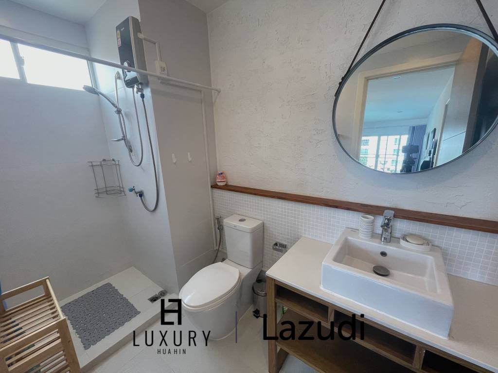 Seacraze: 2 Bedroom Condo at 5th Floor