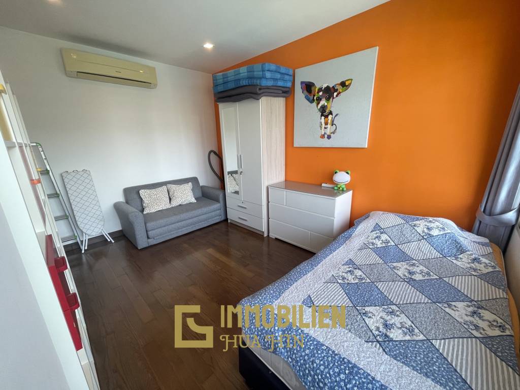 Helle Eigentumswohnung im 5. Stock / tolle Aussicht / voll möbliert