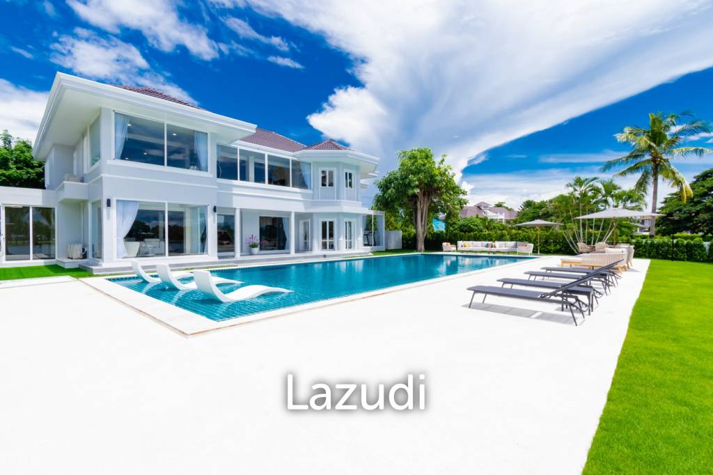 2,600 Sqm 4 Bed 5 Bath Villa For Sale