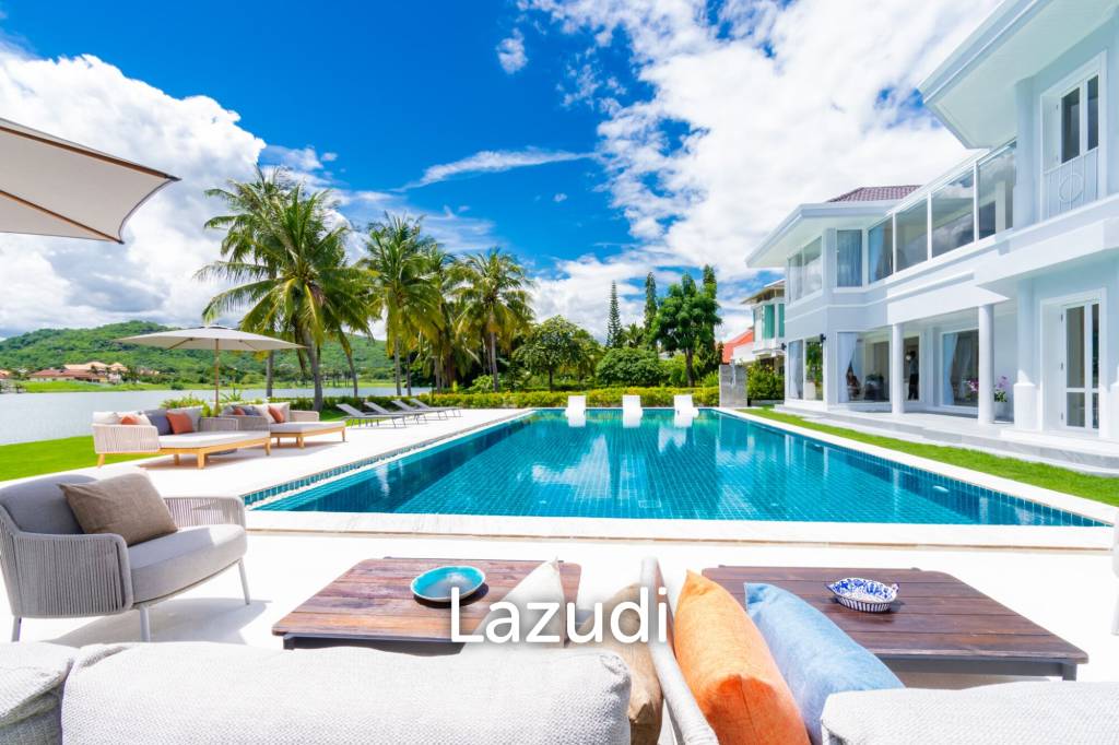 2,600 Sqm 4 Bed 5 Bath Villa For Sale