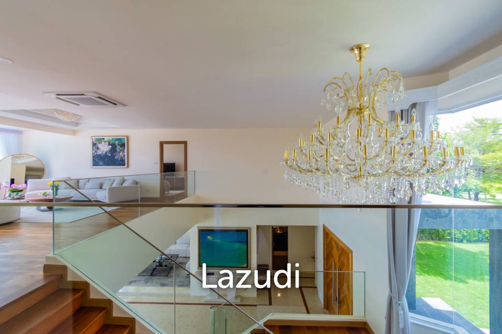 2,600 Sqm 4 Bed 5 Bath Villa For Sale