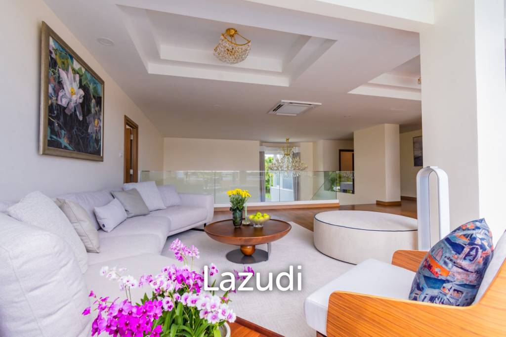 2,600 Sqm 4 Bed 5 Bath Villa For Sale