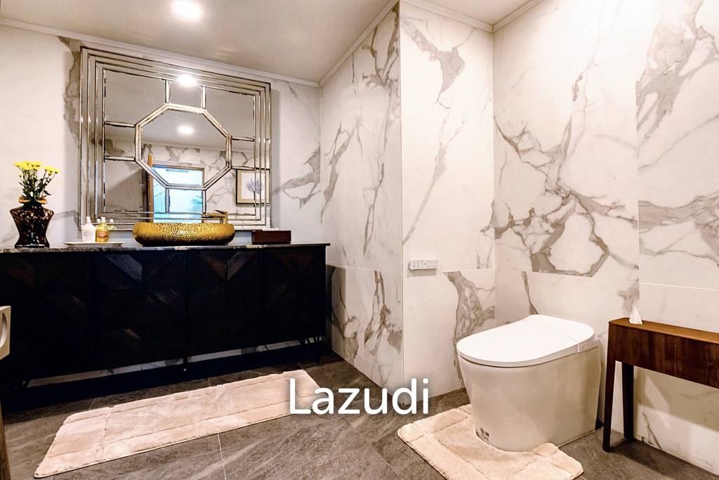 2,600 Sqm 4 Bed 5 Bath Villa For Sale