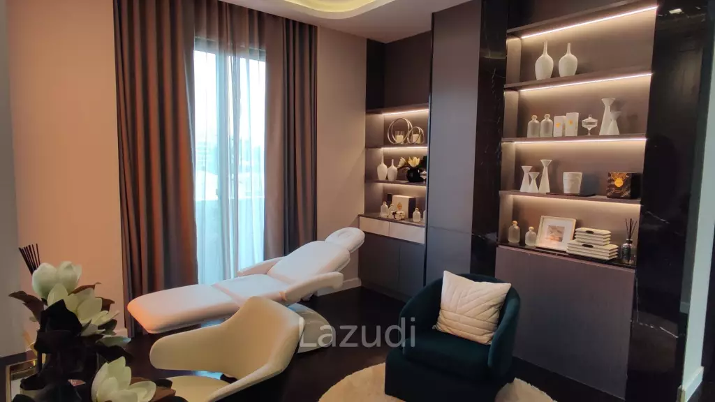 5 Bed 7 Bath 695 SQ.M THE GENTRY Sukhumvit-Bangna
