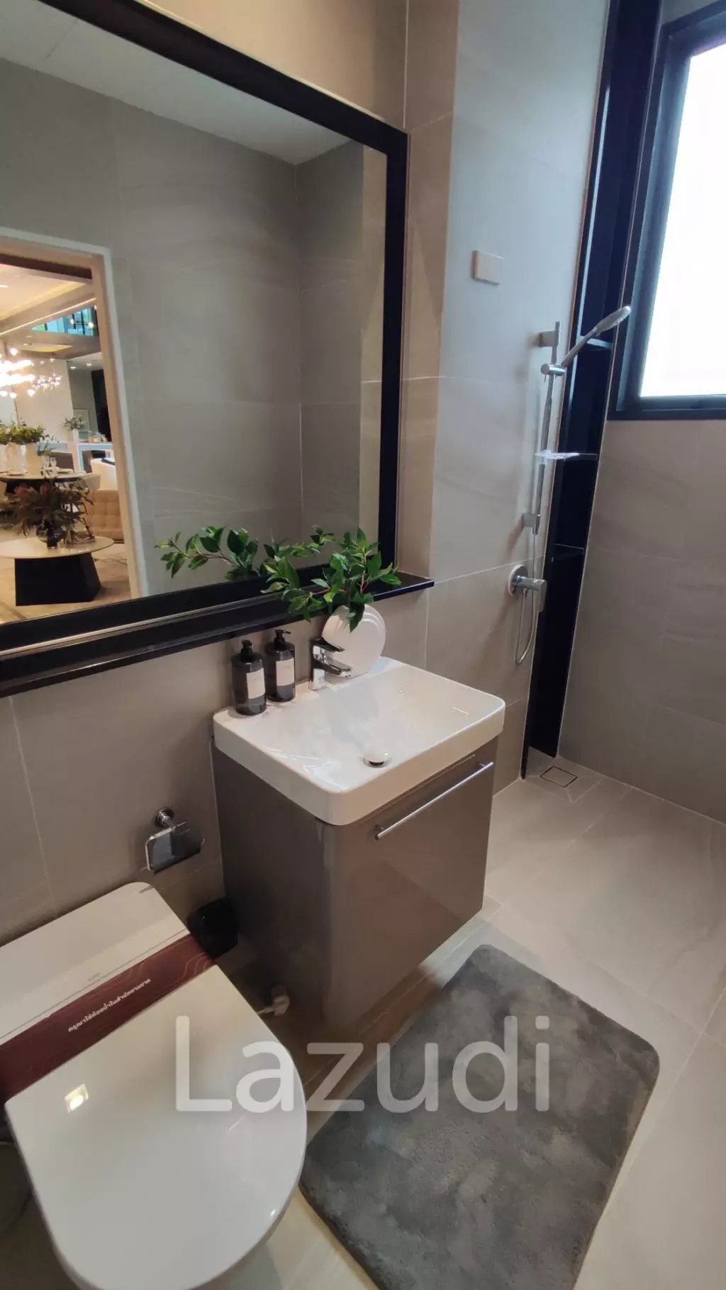 5 Bed 7 Bath 695 SQ.M THE GENTRY Sukhumvit-Bangna
