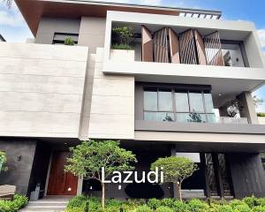 5 Bed 7 Bath 695 SQ.M THE GENTRY Sukhumvit-Bangna